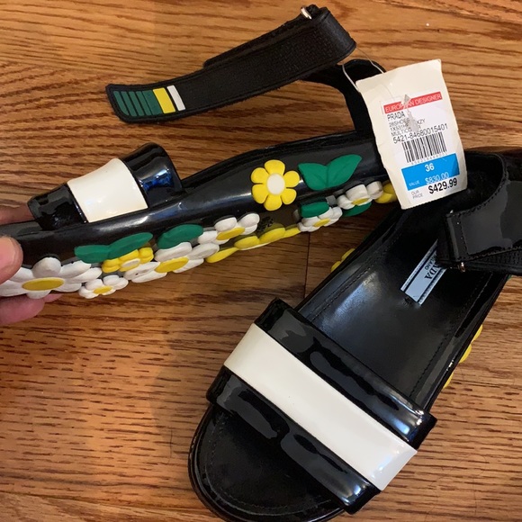 Prada flowers sandal - Picture 2 of 3